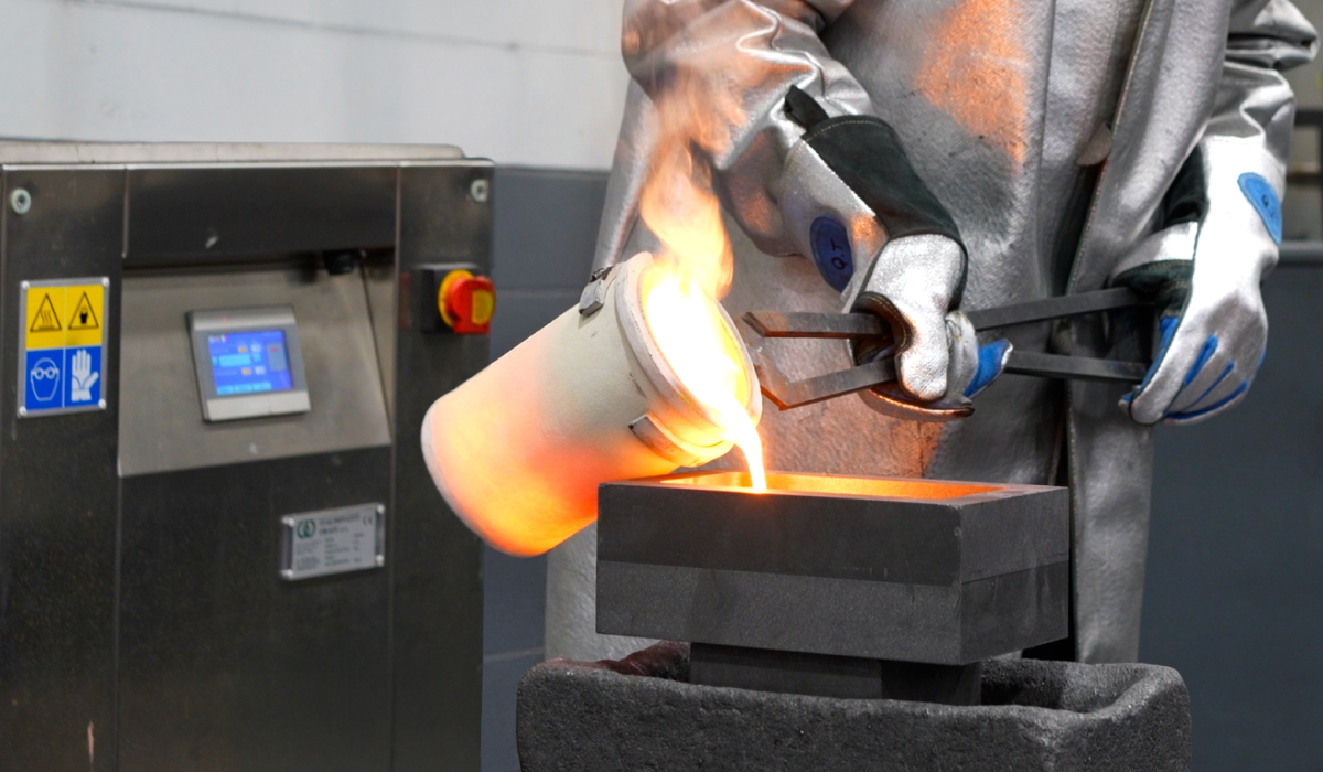 Industrial smelting and metal refining equipment Metallix and Reldan